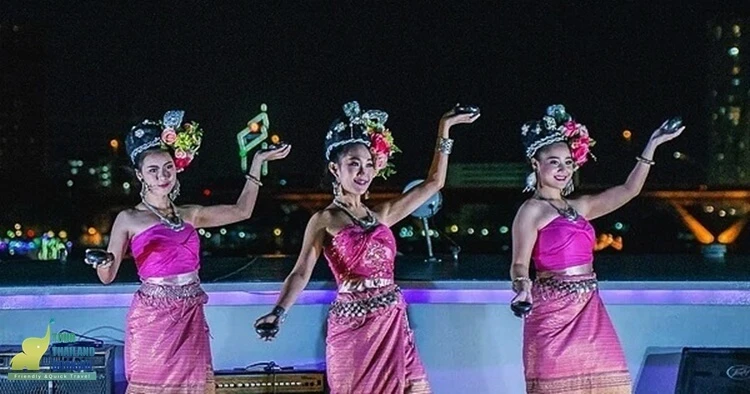 การแสดงบนเรือริเวอร์ไซด์ , ทานบุฟเฟ่ต์ , เรือสำราญหรู , บุฟเฟ่ต์ , กินอาหารบนเรือ