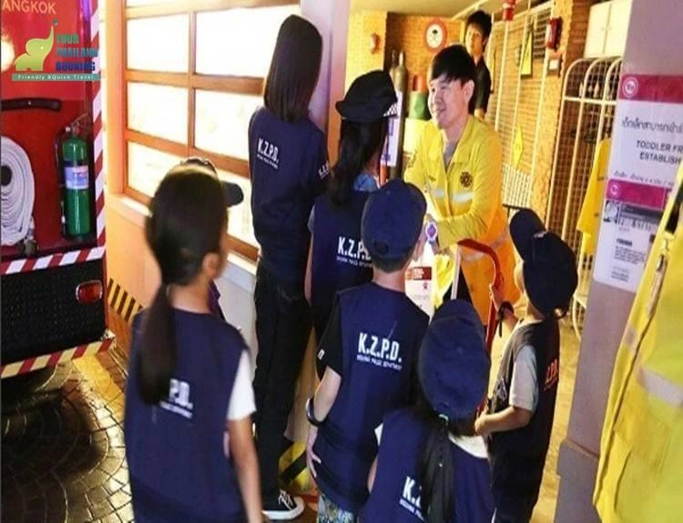 กิจกรรมภายใน คิดซาเนียร์