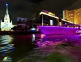 เรือวันเดอร์ฟูลเฟิร์ลหน้าริเวอร์ซิตี้