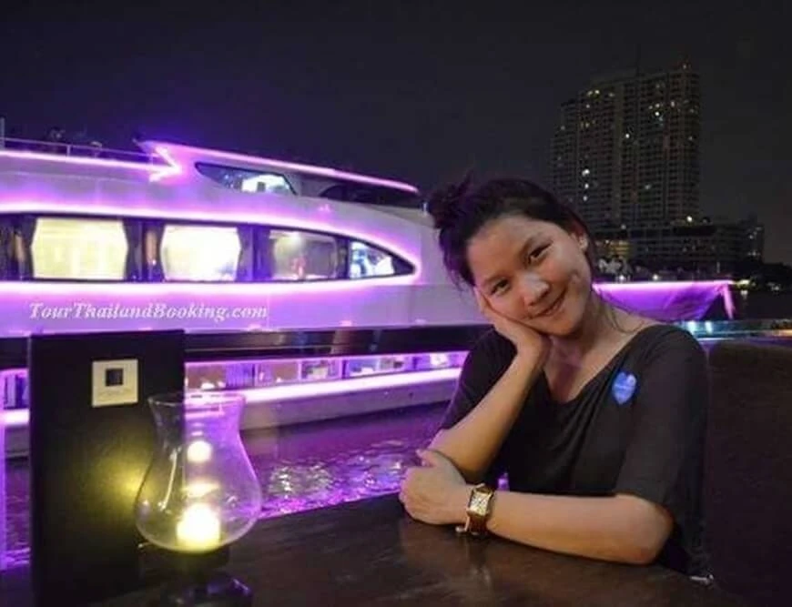 wonderful pearl cruise reception ที่นั่งรอเรือวันเดอร์ฟูลเฟิร์ล