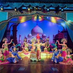 การแสดงโชว์ ณ ไซม่อนคาบาเร็ต