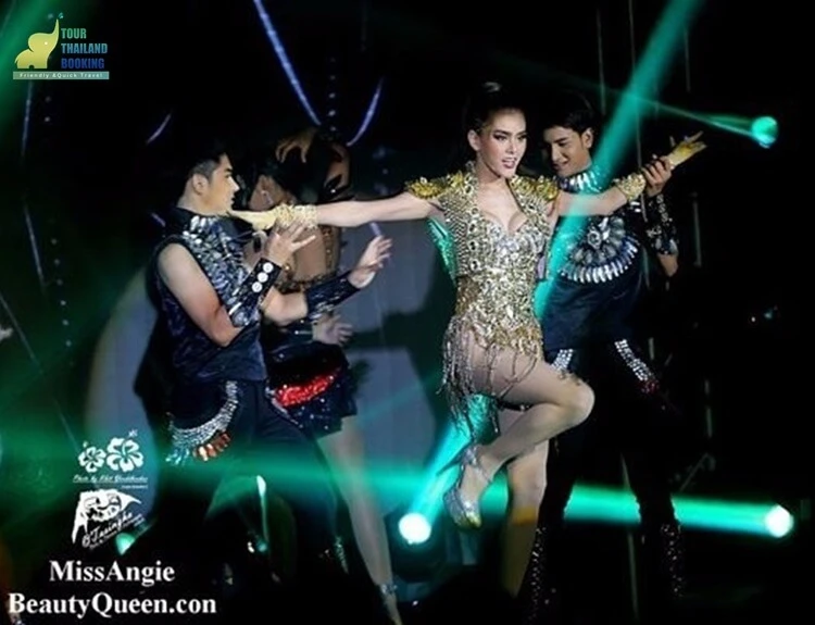นักแสดงอัลคาซ่าโชว์พัทยา