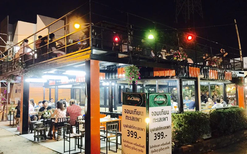 บุฟเฟต์พัทยา; อาหารทะเล; พัทยา; จอมเทียนทะเลเผา;