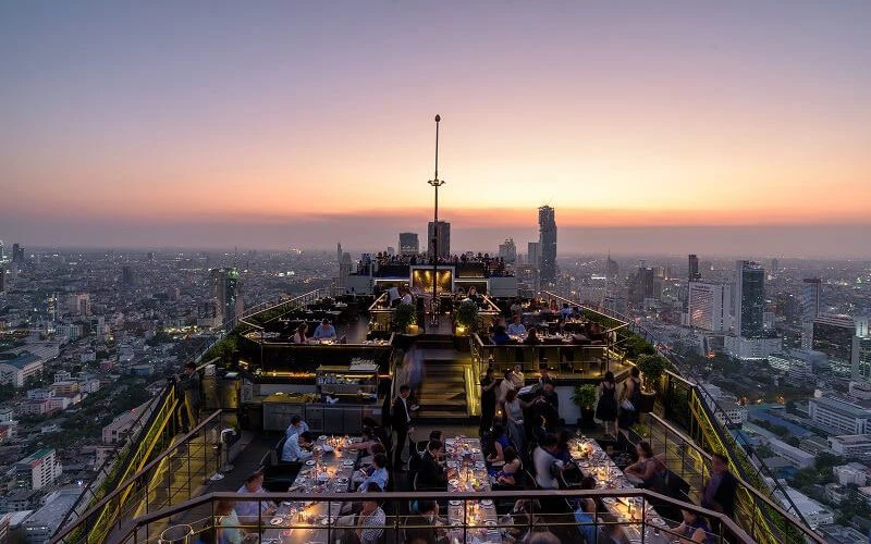 Vertigo Grill & Moon Bar - โรงแรม Banyan Tree