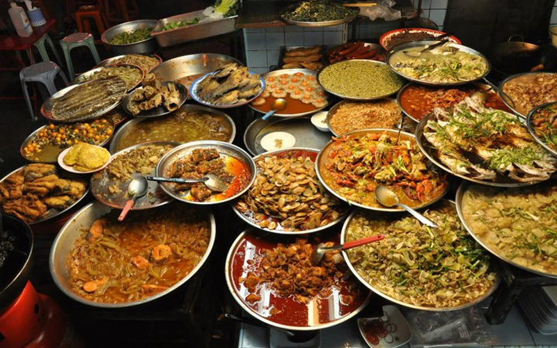 อาหารตามสั่ง,ข้าวราดแกง