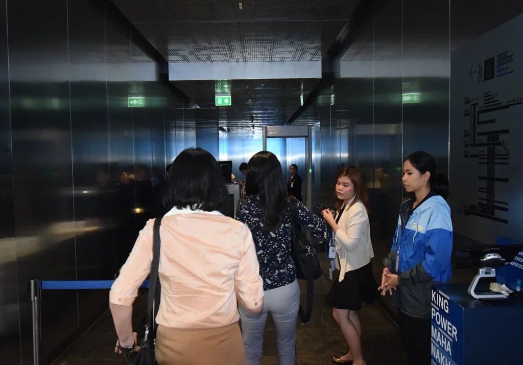 ห้องตรวจม หานคร สกายวอล์ค