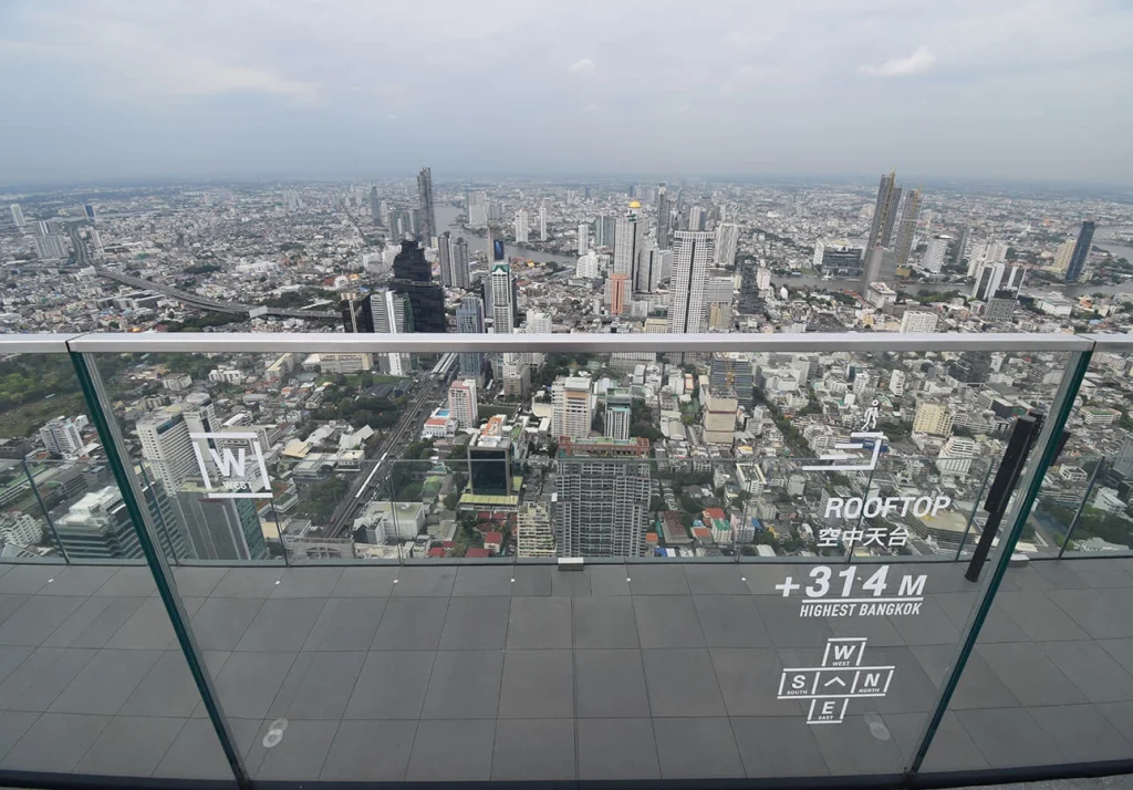 Mahanakhon Skywalk