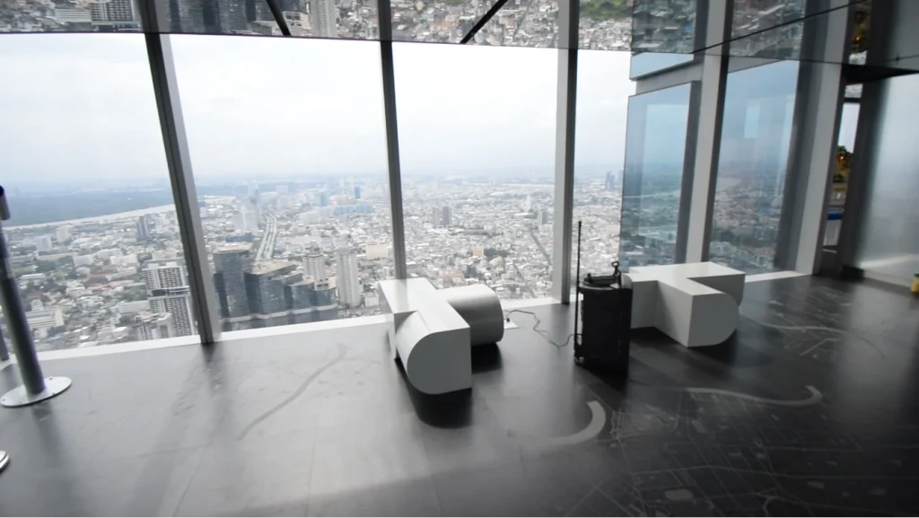 มหานคร สกายวอล์ค