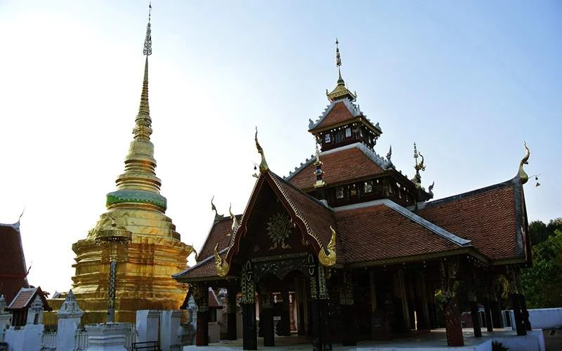 Pong Sanook Temple, Lampang