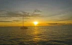 ล่องเรือยอชจ์ ยามเย็น