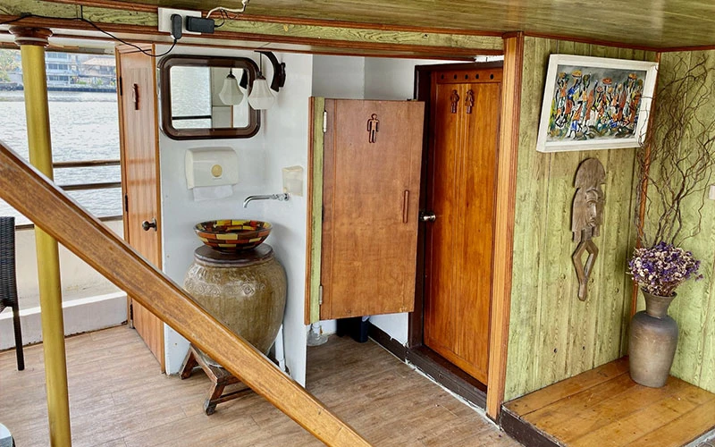Toilet at Cruise sabai cruise