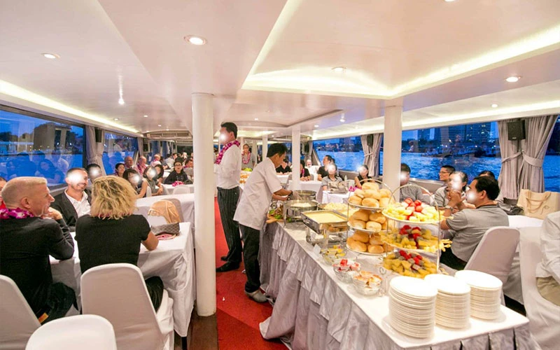Khanna Cruise