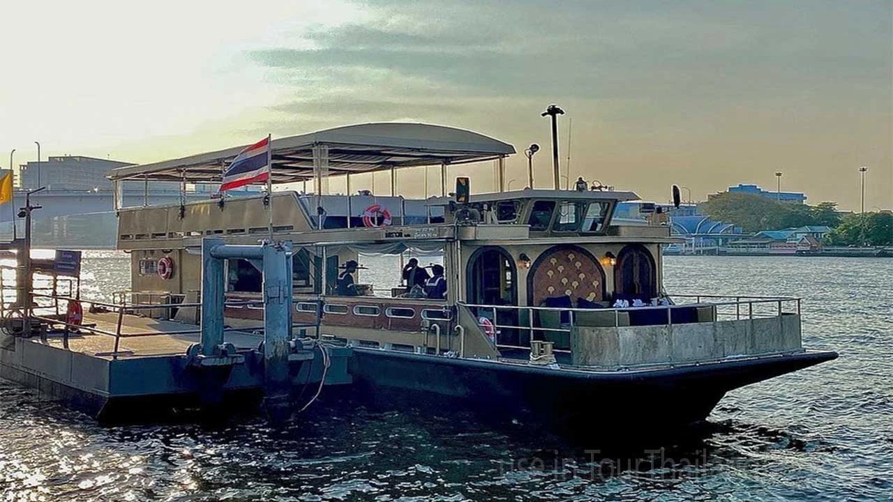PATRAVADI SHOW BOAT