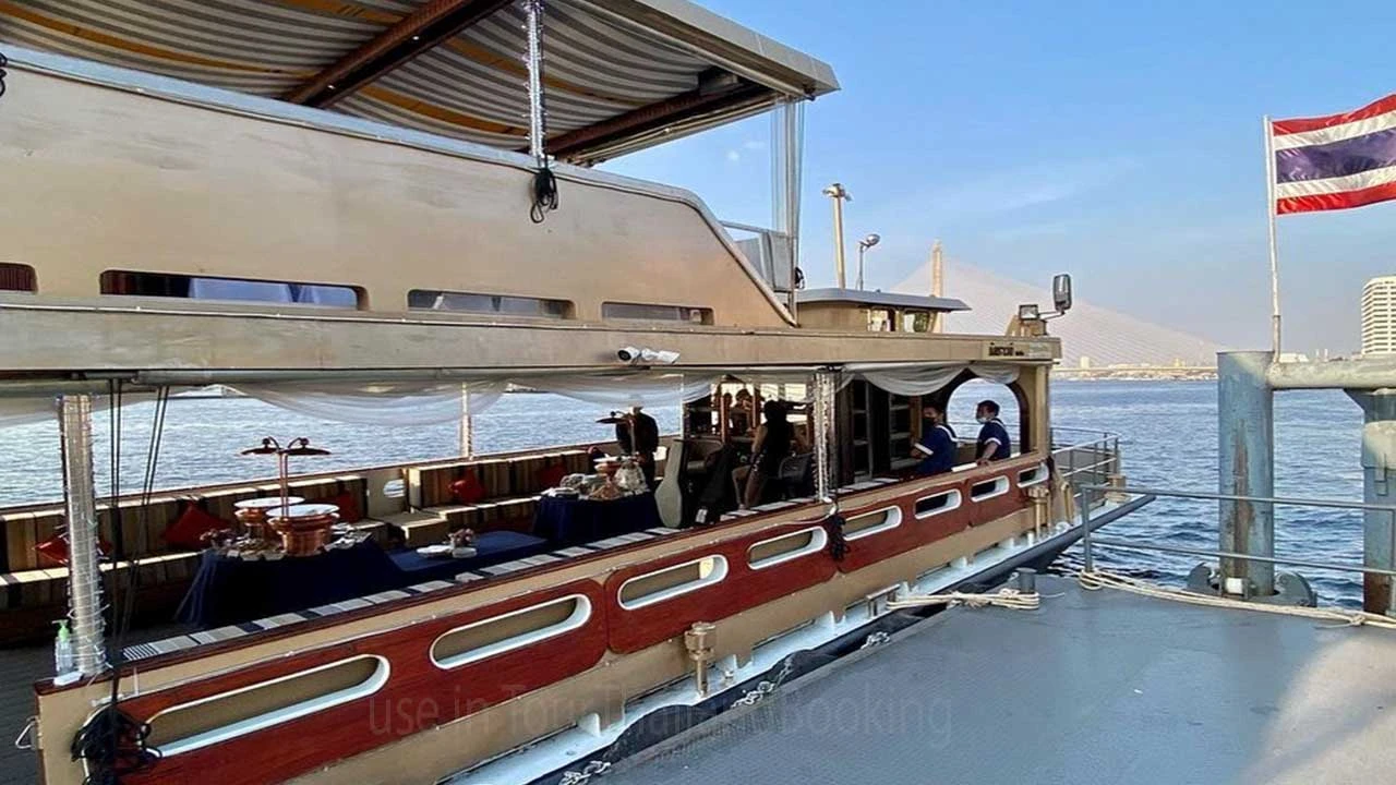 PATRAVADI SHOW BOAT