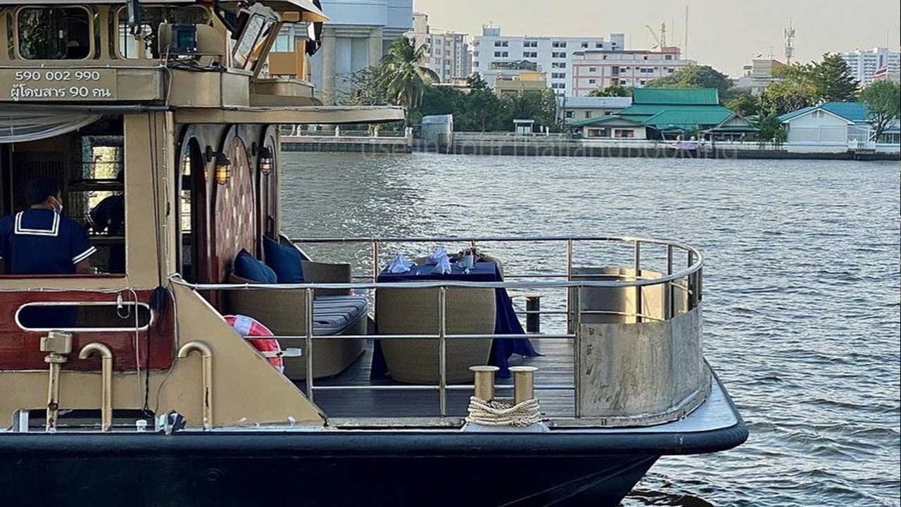 PATRAVADI SHOW BOAT